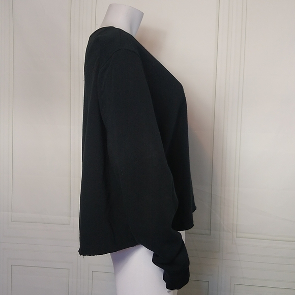 Friends Christmas Sweatshirt SZ XL Ripple Junction 90's Retro Style Crew Neck - Picture 6 of 8